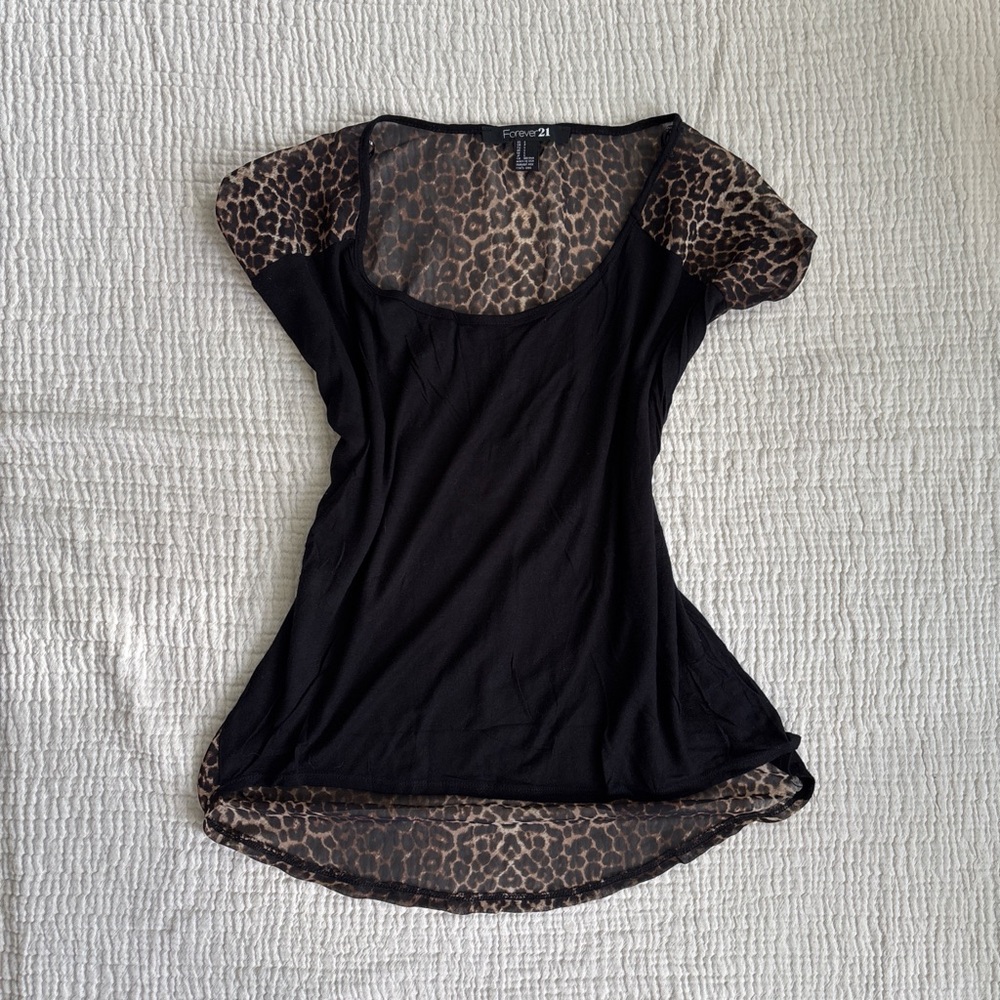 Forever 21 cheetah print top - Picture 2 of 4